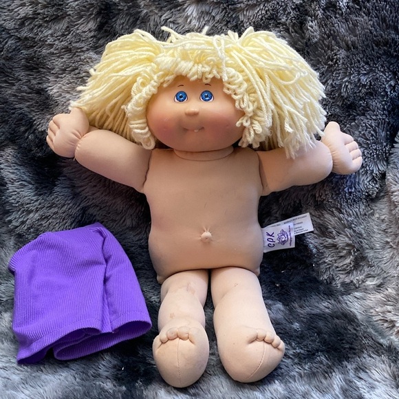 Cabbage Patch Kid Felicity Jennifer Doll 2007 - Picture 7 of 16